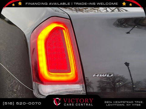 2023 Chrysler 300 Touring L