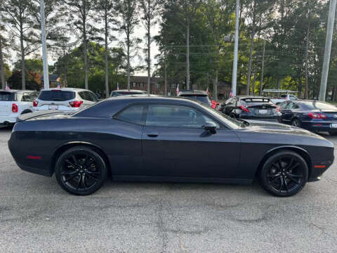 2017 Dodge Challenger SXT