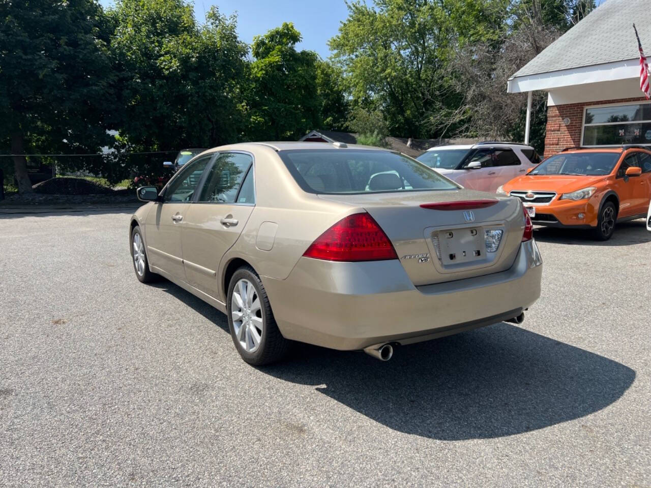 2006 Honda Accord for sale at Kinsman Auto Sales in North Andover, MA