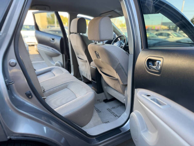2012 Nissan Rogue SV