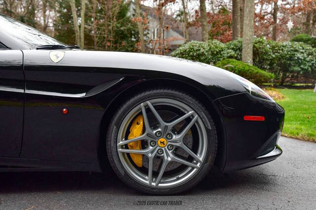 2016 Ferrari California T