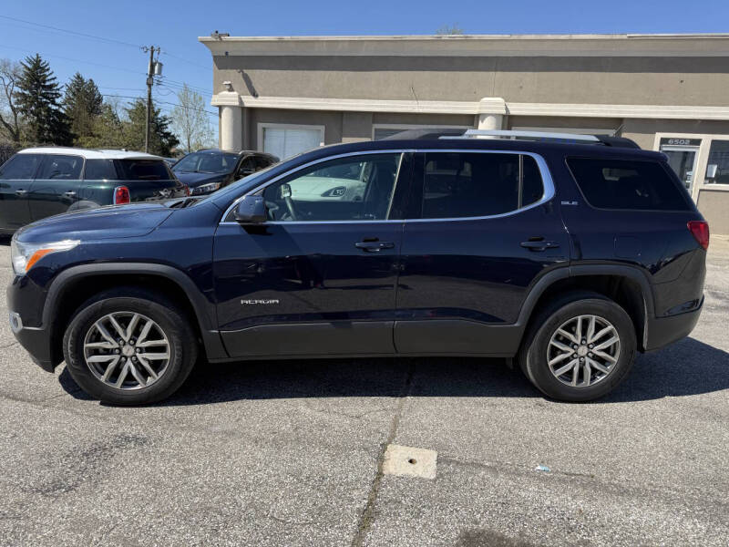 2017 GMC Acadia SLE-2