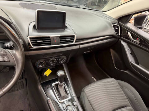 2016 Mazda MAZDA3 i Touring