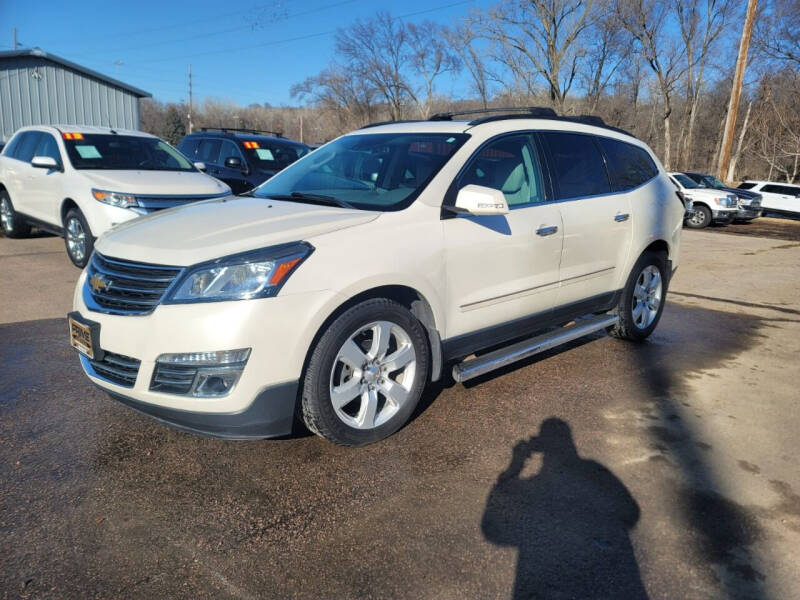 Used 2014 Chevrolet Traverse LTZ with VIN 1GNKVJKD9EJ135535 for sale in Sioux City, IA