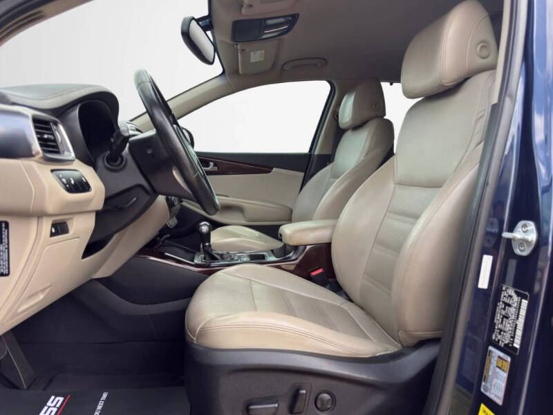 2017 Kia Sorento EX V6