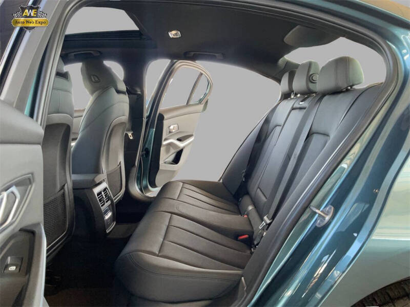 2021 BMW 3 Series 330e xDrive