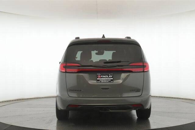 2024 Chrysler Pacifica Limited