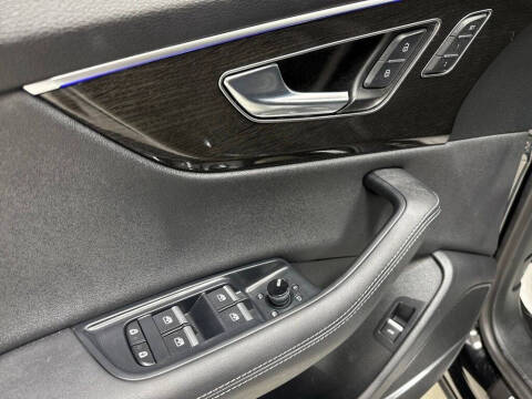 2025 Audi Q8 quattro Premium Plus 55 TFSI