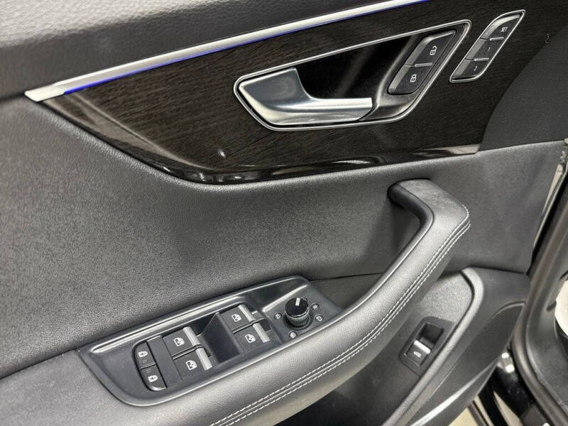 2025 Audi Q8 quattro Premium Plus 55 TFSI