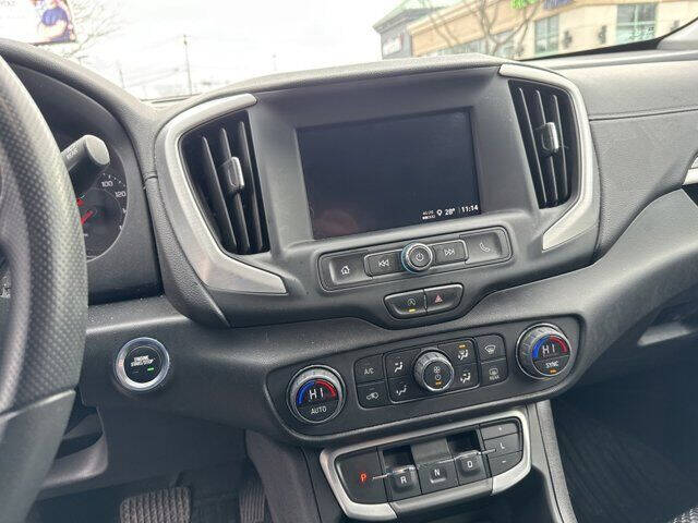 2022 GMC Terrain SLE