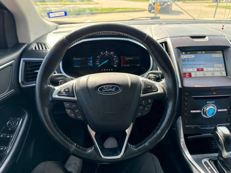 2017 Ford Edge Titanium
