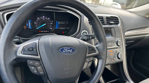 2018 Ford Fusion Hybrid SE