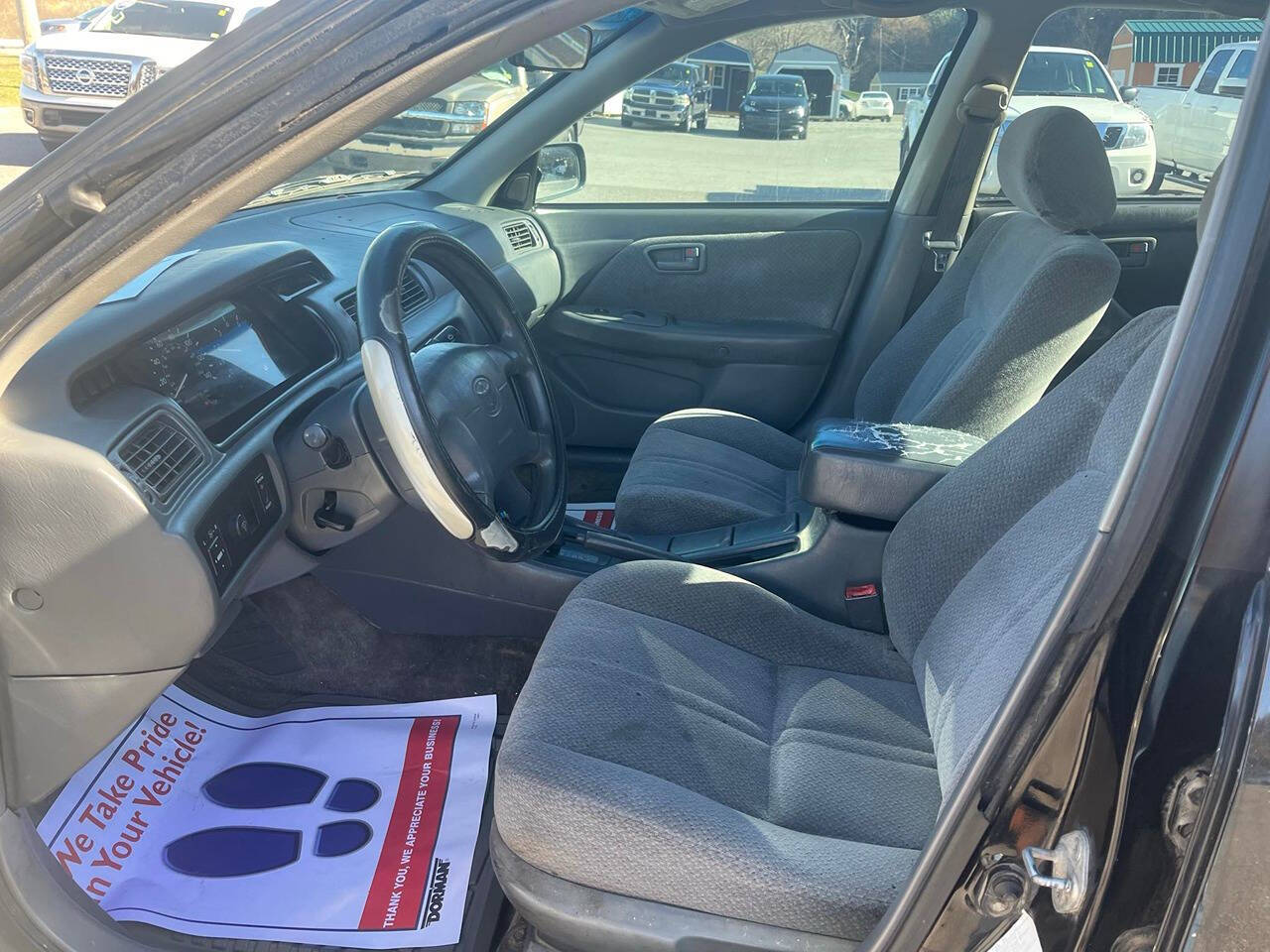 2000 Toyota Camry for sale at Auto Energy in Lebanon, VA