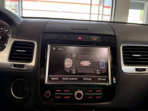 2012 Volkswagen Touareg