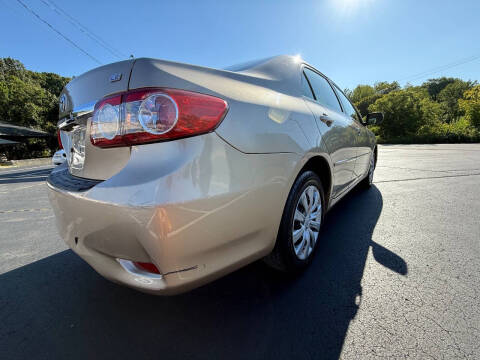 2013 Toyota Corolla LE