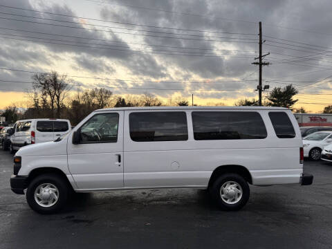 2009 Ford E-Series E-350 SD XLT