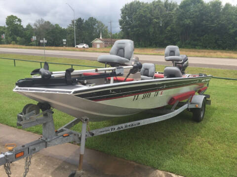2002 Bass Tracker Pro Crappie 175 for sale at Custom Auto Sales - BOATS & WATERCRAFT in Longview TX