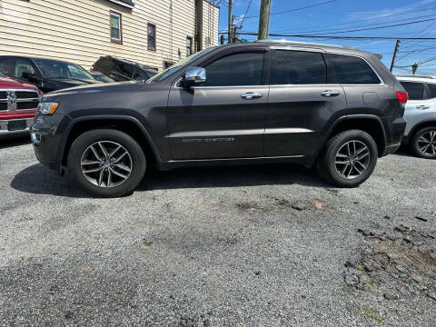 2018 Jeep Grand Cherokee for sale at Hicksville Auto Sales in Roosevelt NY