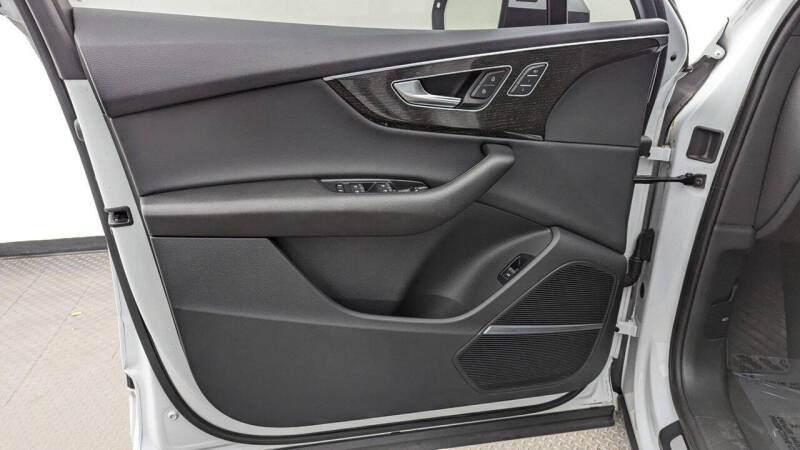 2022 Audi Q7 quattro Premium Plus 45 TFSI