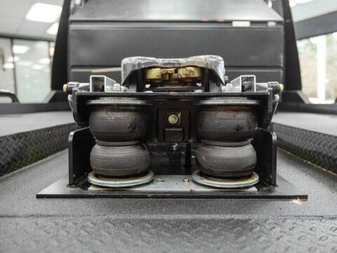 2018 Freightliner M2 106