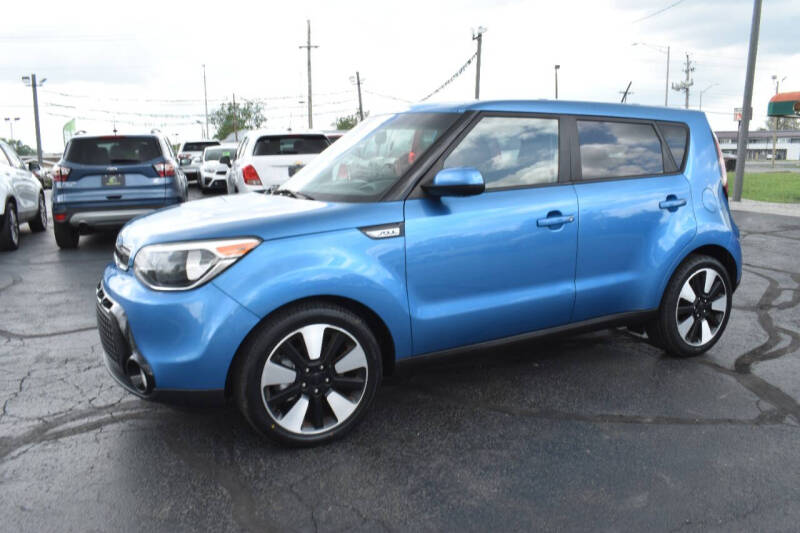 2016 Kia Soul +