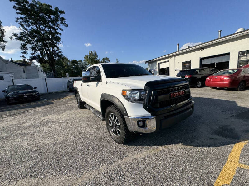 2019 Toyota Tundra SR5