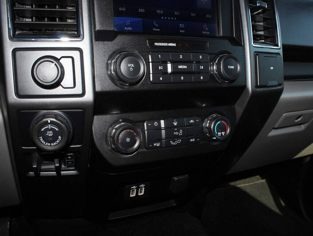 2020 Ford F-150  - $36,595