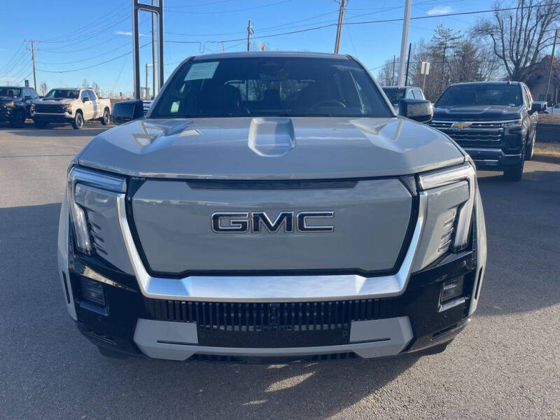 2024 GMC Sierra EV Denali Edition 1