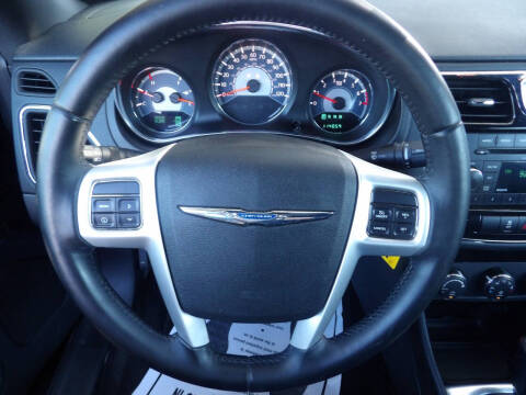 2013 Chrysler 200 Touring