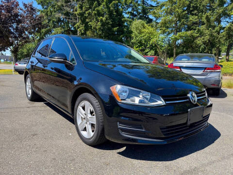2017 Volkswagen Golf TSI S
