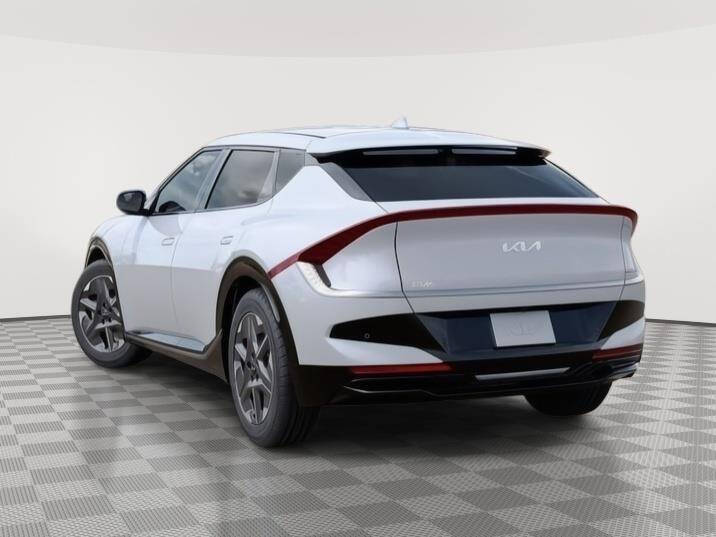 2025 Kia EV6 Light Long Range