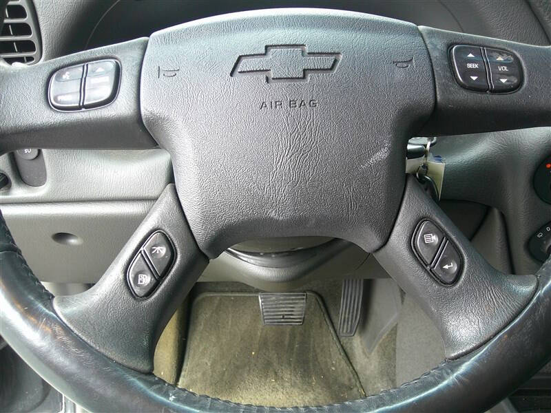 2004 Chevrolet TrailBlazer EXT