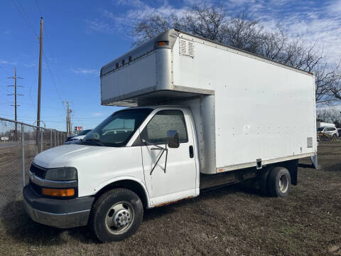 2003 Chevrolet Express for sale at ILUVCHEAPCARS.COM in Tulsa OK