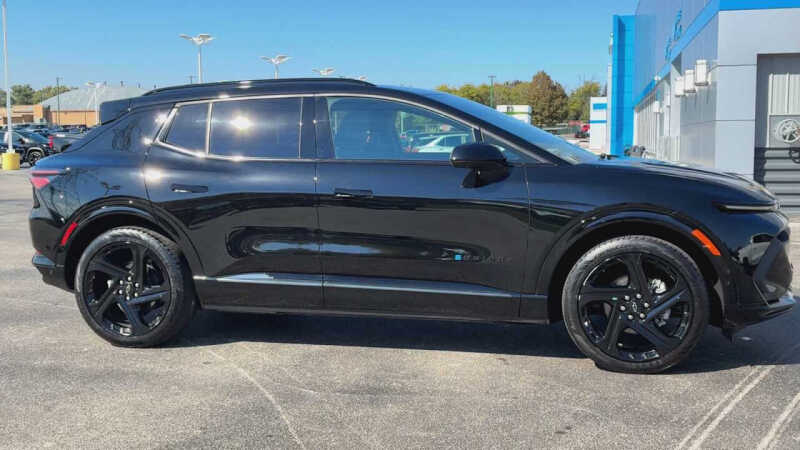 2024 Chevrolet Equinox EV Launch Edition