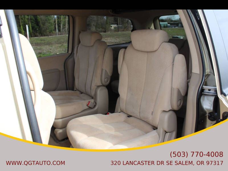 2007 Hyundai Entourage