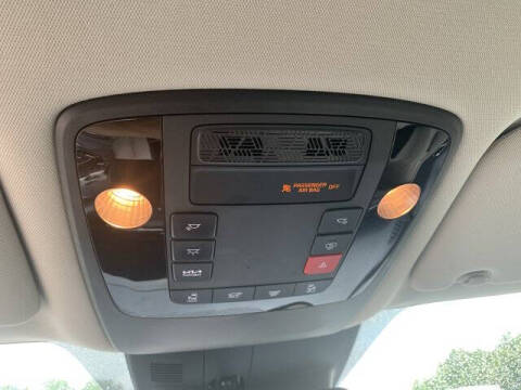 2025 Kia Carnival EX