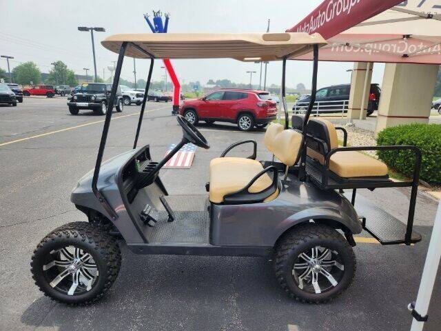 2018 E-Z-GO TXT