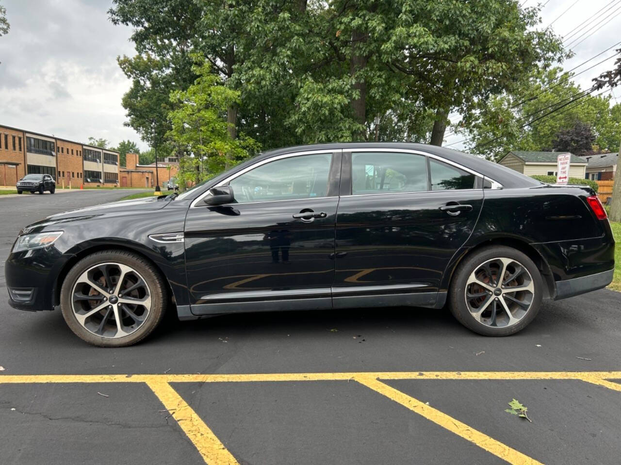 2016 Ford Taurus for sale at A+ Motors in Madison Heights, MI