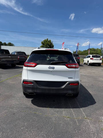 2017 Jeep Cherokee Latitude