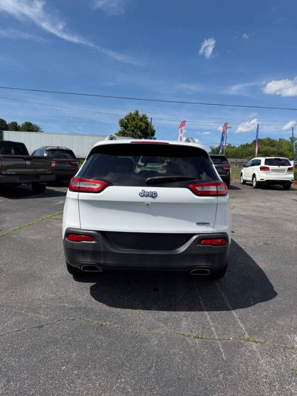 2017 Jeep Cherokee Latitude