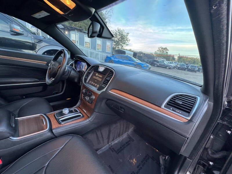 2015 Chrysler 300 C Platinum