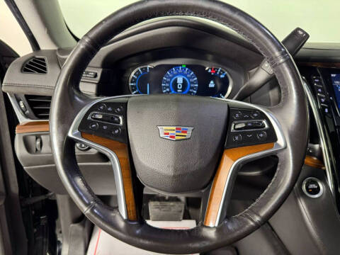 2018 Cadillac Escalade Luxury