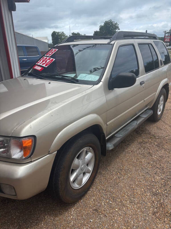 2003 Nissan Pathfinder SE