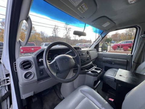 2014 Ford E-Series E-150