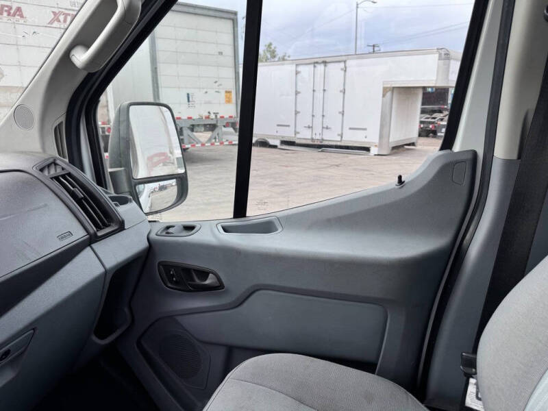 2019 Ford Transit Van Base - Photo 18