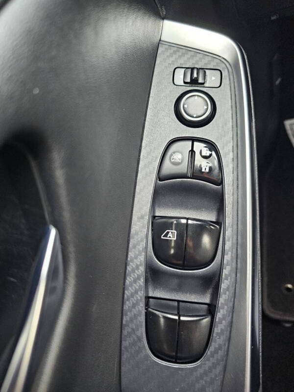 2020 Nissan Sentra SR