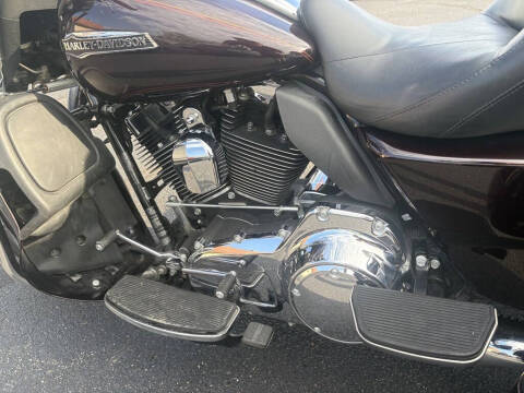 2014 Harley-Davidson FLHTCUTG