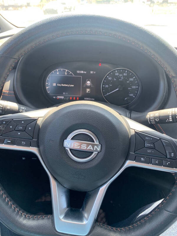 2024 Nissan Kicks SR