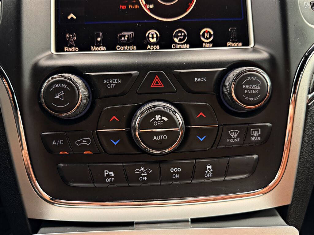 Black 2015 Jeep Grand Cherokee SRT 4x4 SRT 4dr SUV 30