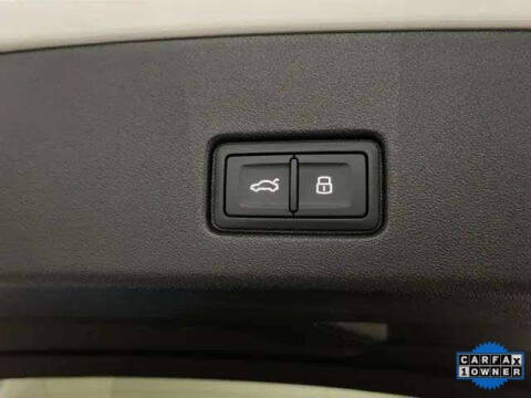 2024 Audi Q4 e-tron quattro Premium Plus 50